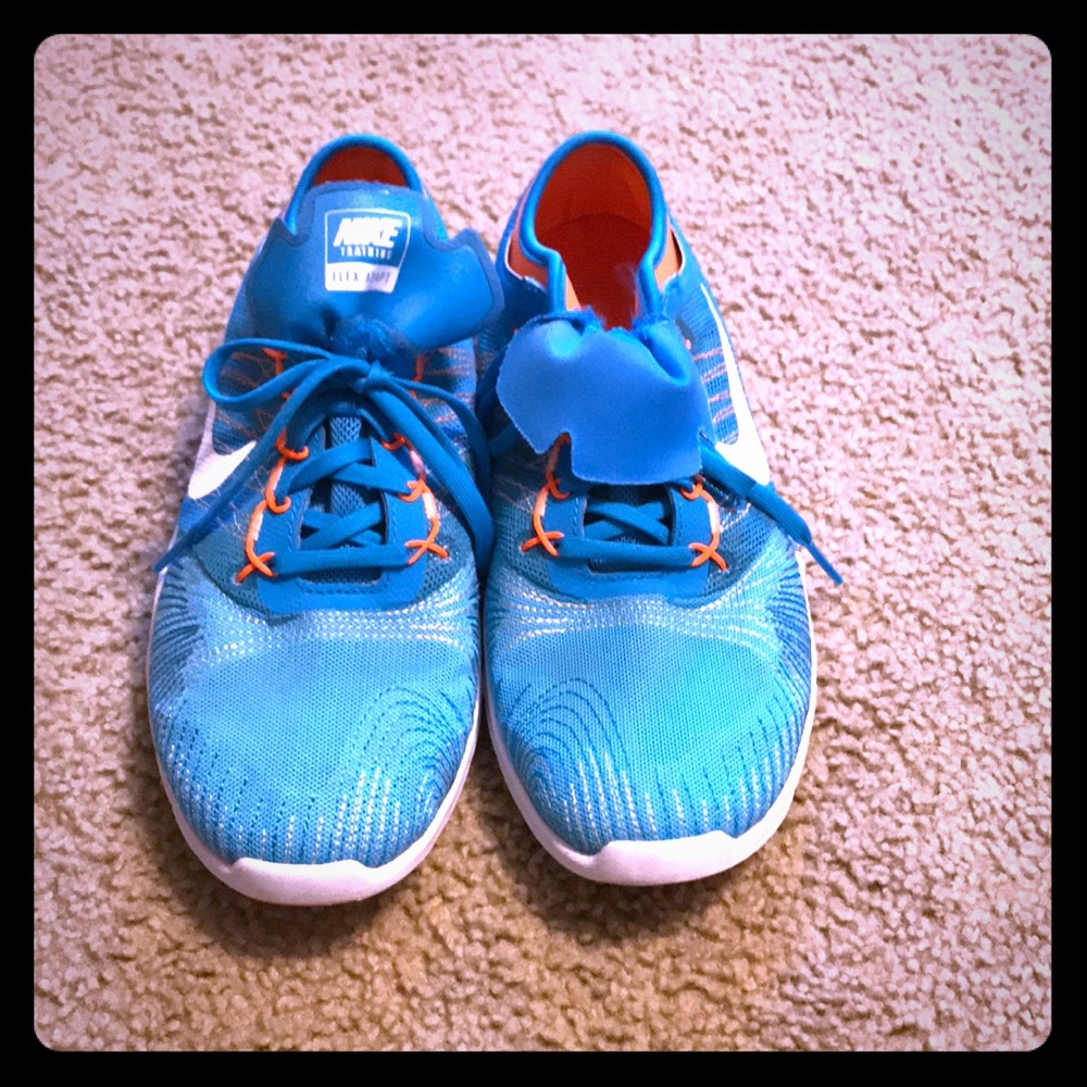 Nike flex adapt training shoes. Size 7